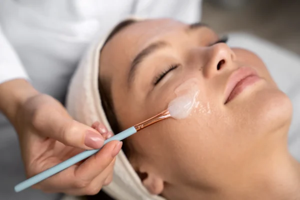 demaplaning Dermaplaning Treatment